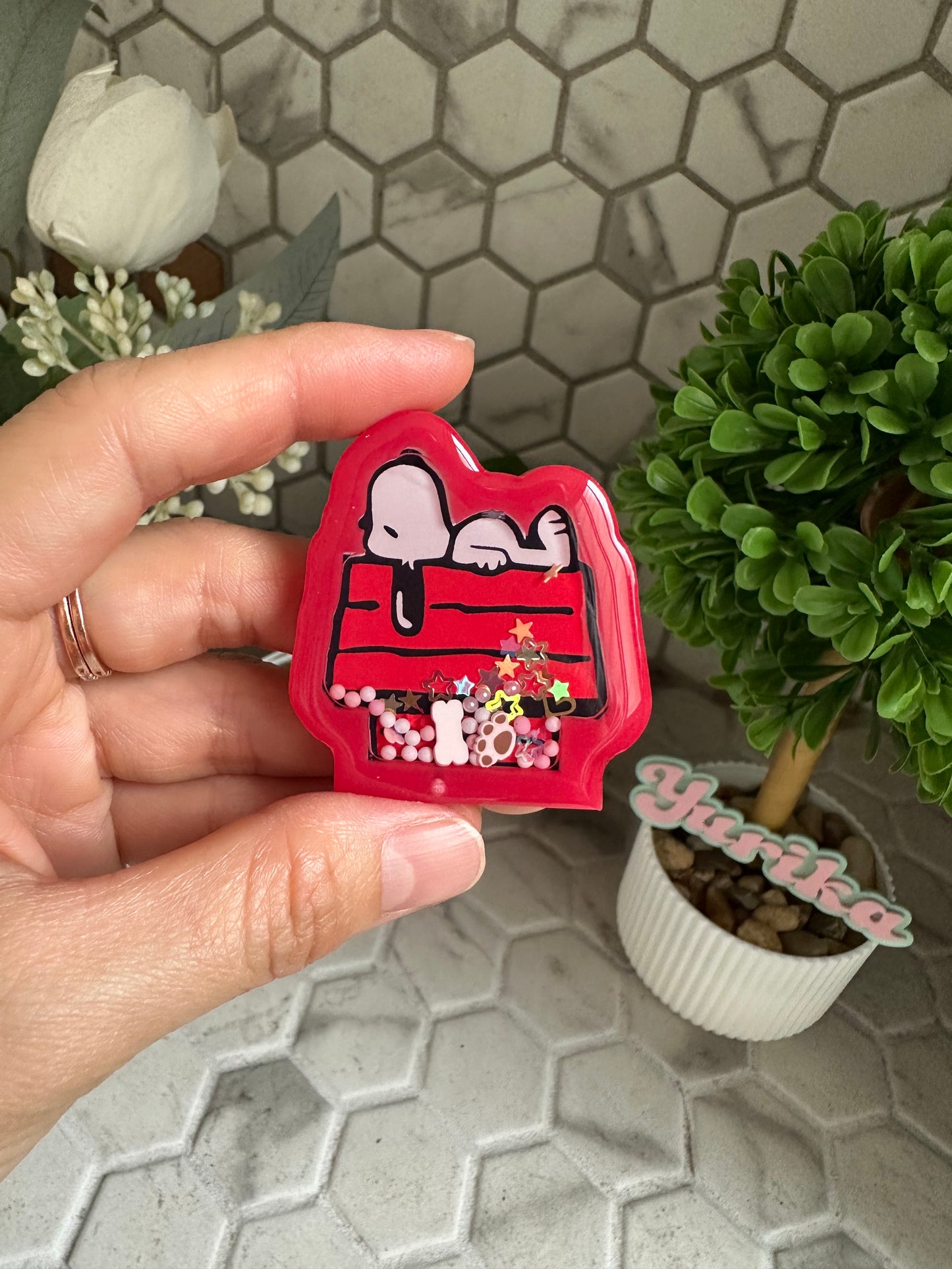 Liquid Shaker: Snoop (Red Border)