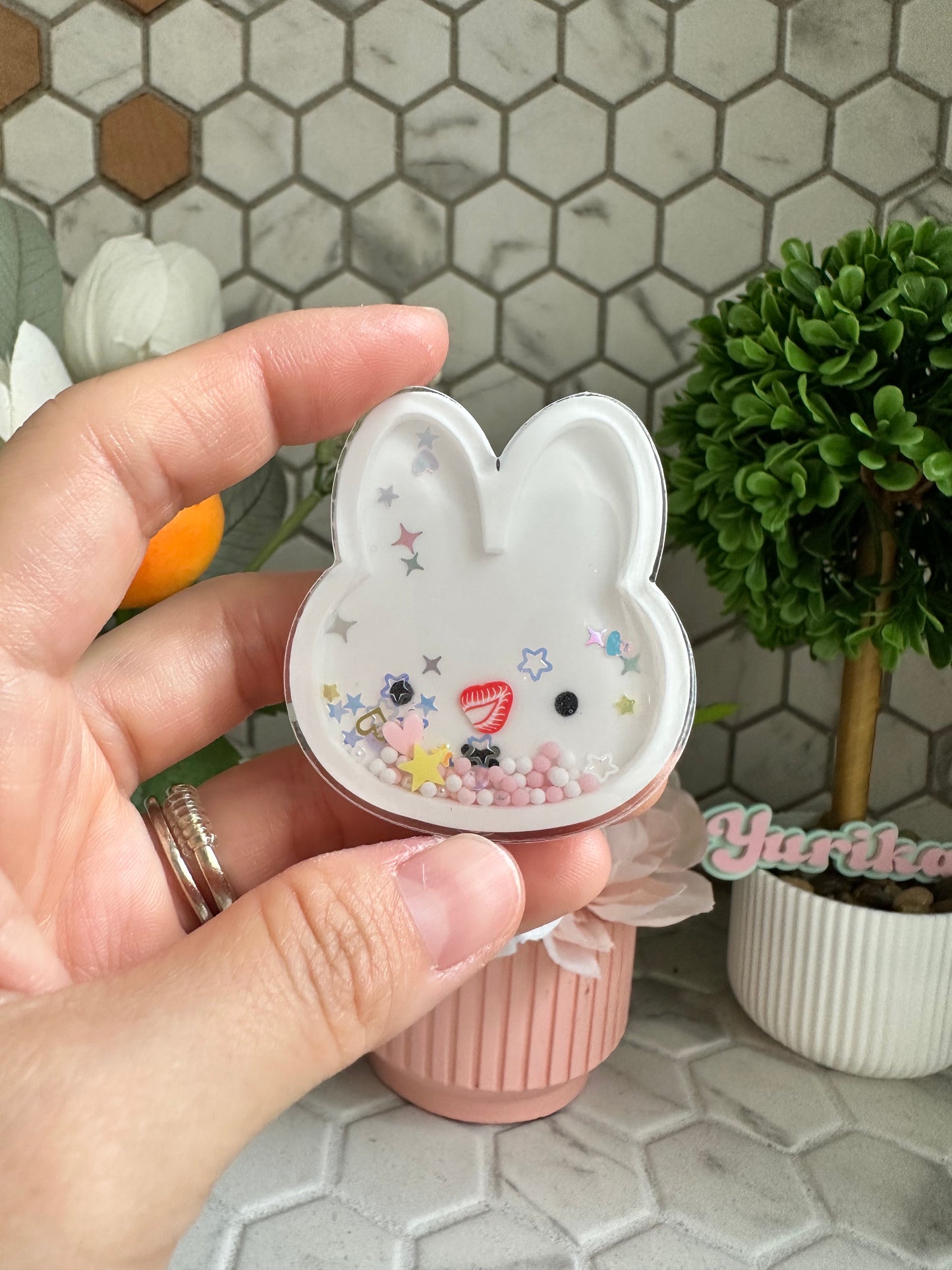 Liquid Shaker: Miff (White)