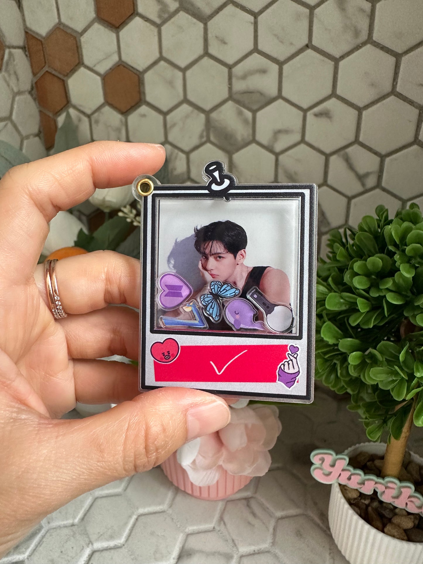 Dry Shaker: BTS Polaroids-Individual