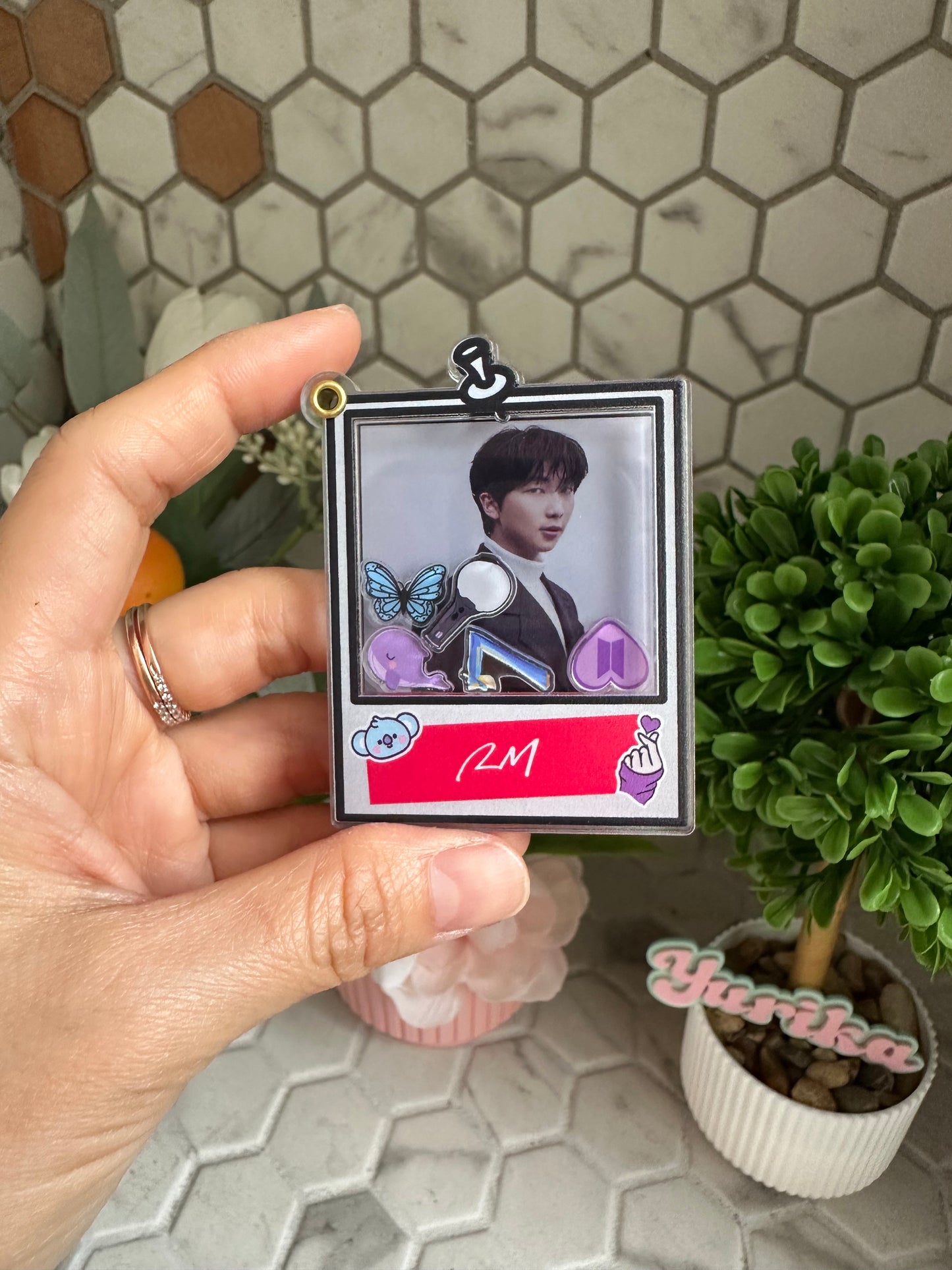 Dry Shaker: BTS Polaroids-Individual